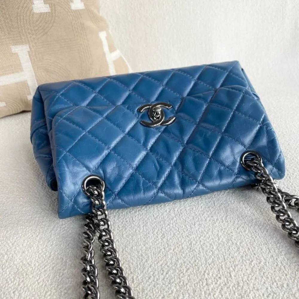 Chanel Women Pre-Loved Bag Very Good Condition